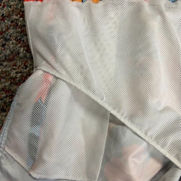 Batman NWOT Blue Orange Pink Tropical Surfing Batman Swim Trunks Size L - Picture 9 of 15